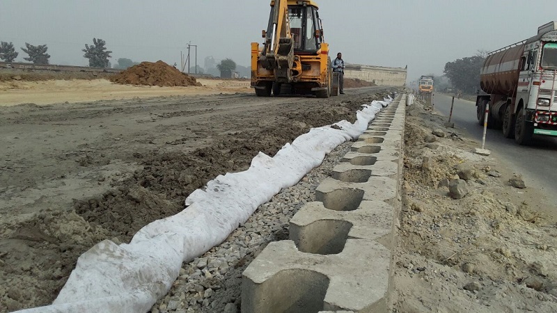 Geo-synthetics in road construction