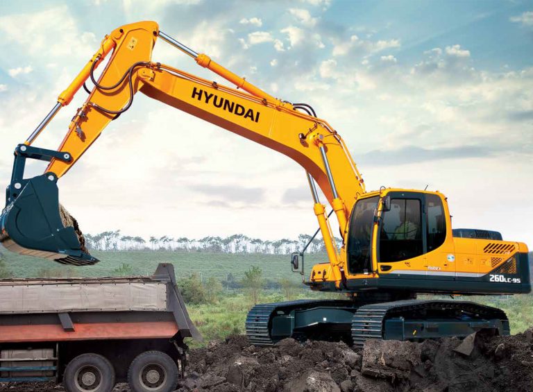 HPE introduces new hyundai-r260lc-9s-crawler-excavators