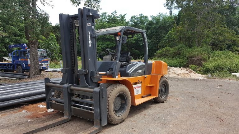 7 types of Forklifts used in construction