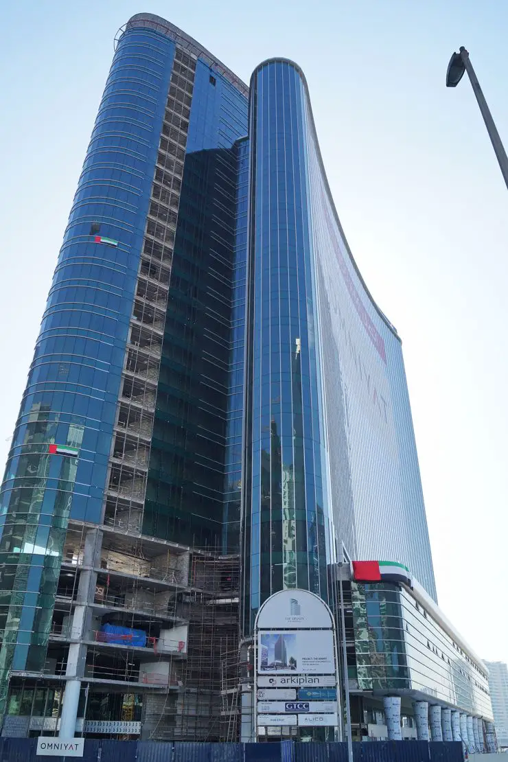 Binary Commercial Tower in Dubai