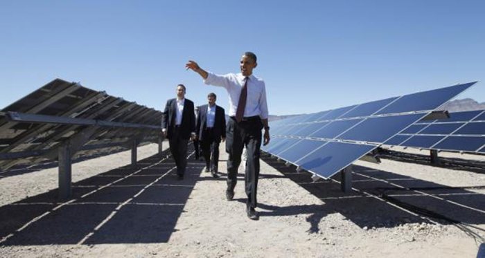 Obama-visits-Solara-Arizona-Solar-Farms