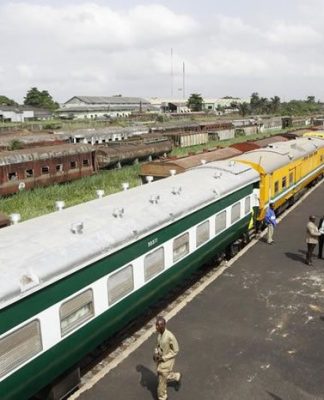 nigeria-deragliato-ferrovia