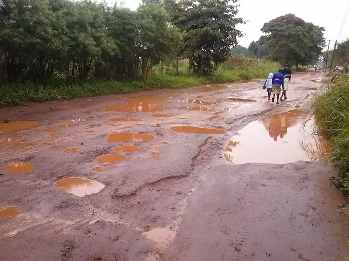 Une section de la route de Gulu, Ouganda
