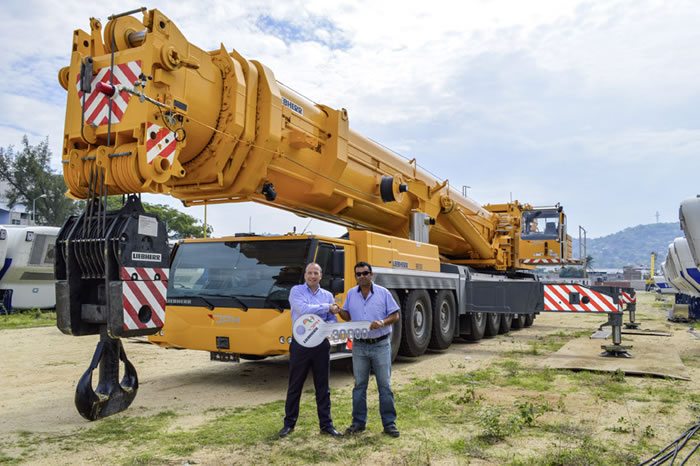 grua movil liebherr