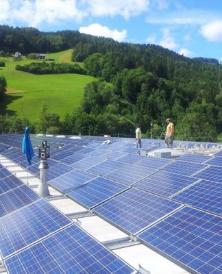 Солнечный фотоэлектрический проект мощностью 1 МВт обеспечивает чистую зеленую энергию на чайной ферме в Кении