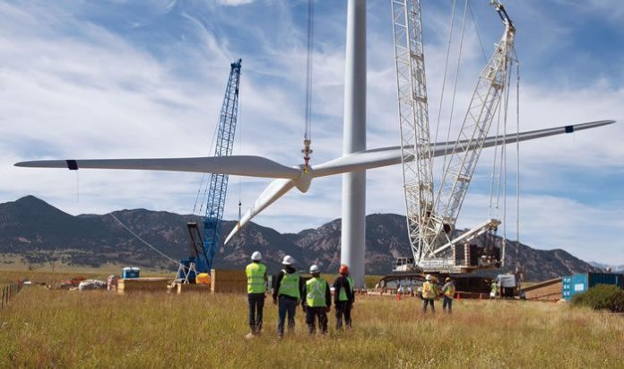 Bau des Windparks Kangnas in Südafrika