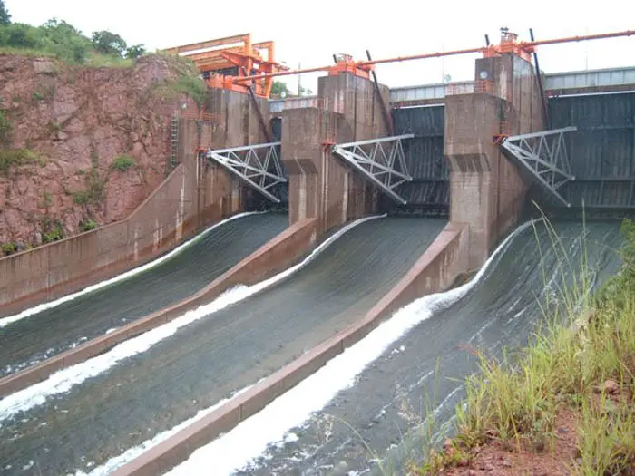 Zambia na Zimbabwe kuwekeza $ 2.5b ya US katika mmea wa hydropower