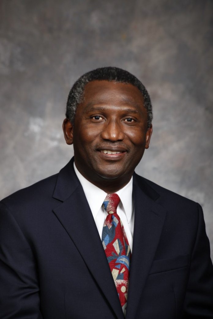 Charles Nmaï