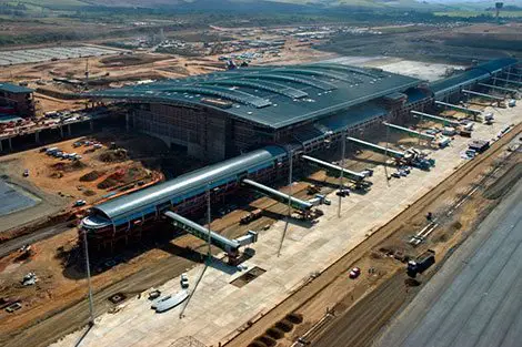 Angola: Bau des internationalen Flughafens Luanda läuft