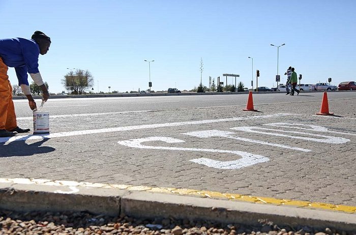 Women to participate in road reconstruction work in South Africa