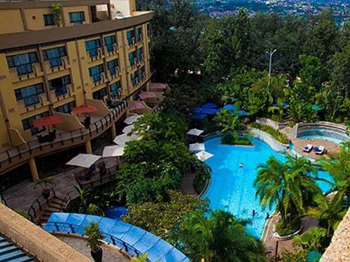 Bau eines neuen Hotels in Ruanda
