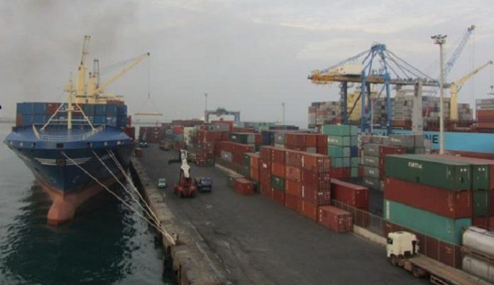 Ausbau des Hafenbauprojekts Tema in Ghana