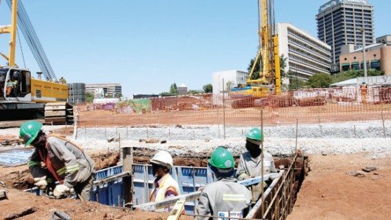 Alsina participe à la construction d'un projet de chemin de fer au Maroc