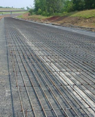 Ashaka Cement Plcs pearheads, construction d'une route en béton au Nigeria