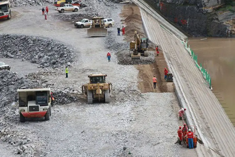 Contractor resumes work on dam construction project in South Africa