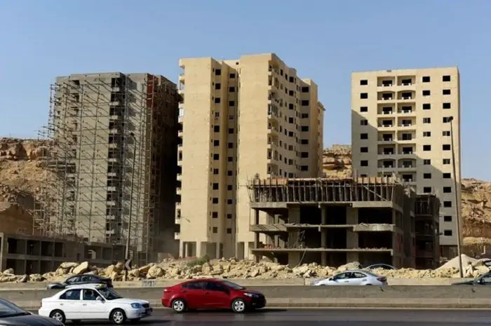 Egypt seeks to curb housing shortage