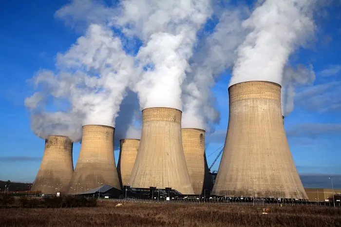Rosatom construirá cuatro centrales nucleares en Nigeria