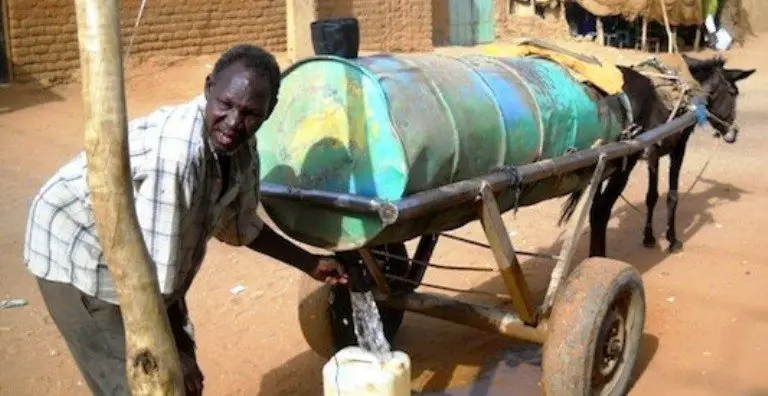 Protest against water disconnections in Khartoum