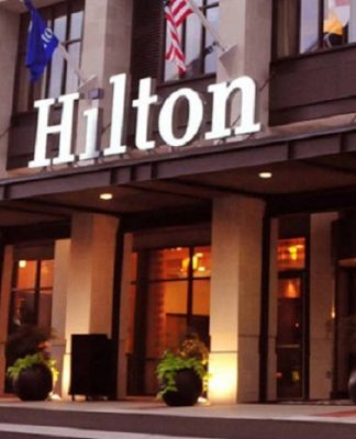 Toiseksi Hilton sopivat 4 tähden hotellin rakentamisesta Egyptiin