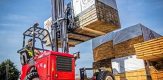 hiab-has-launch-its-new-tail-lifts-truck-mounted-forklift