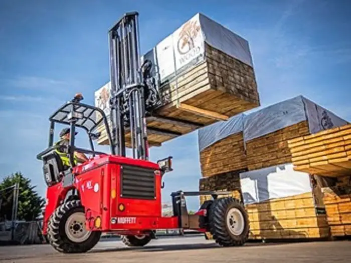 Hiab Launches New Tail Lifts And Truck Mounted Forklift
