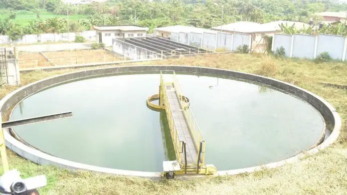 Die Lagos-staatsregering begin met die skoonmaak van Lagos-waterweë