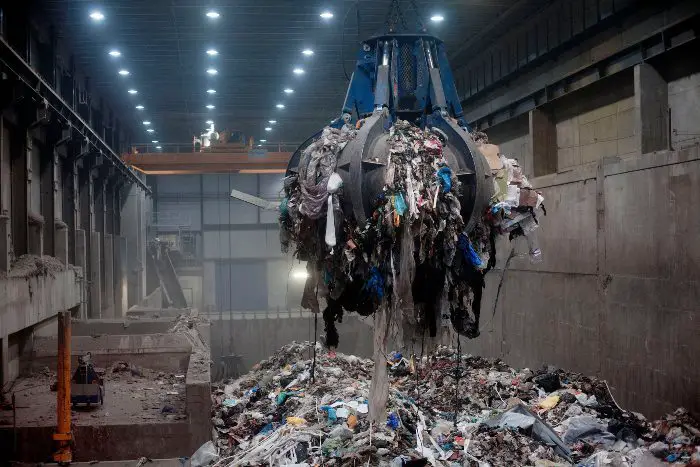 Dandora Müllkraftwerk in Kenia Ständen