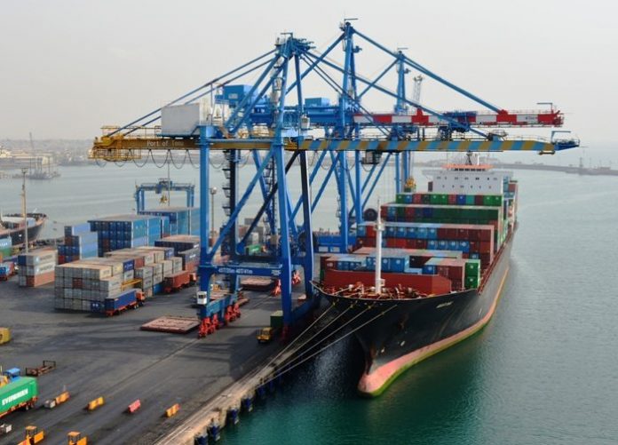 Tema Port expansion project receives 27 gantry cranes