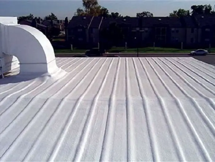 Rhino Linings introduit le revêtement de toit en silicone