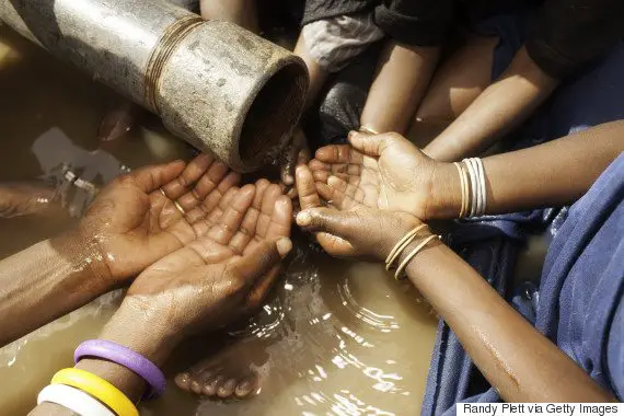 Die lokalen Behörden in Simbabwe werden beschuldigt, schlechtes Wasser geliefert zu haben