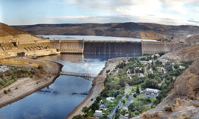 Pläne für den Bau des Staudamms High Grand Falls in Kenia