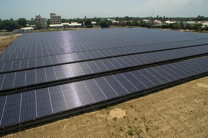 Solarafrica entrega el sistema solar industrial más grande del este de África