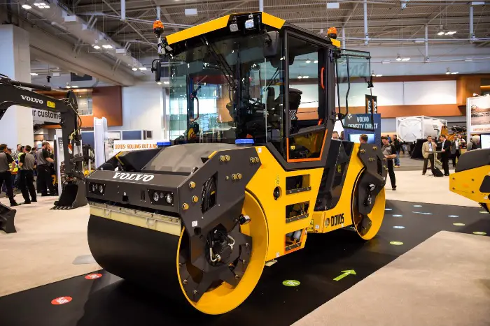 Volvo unveils new DD105 OSC double drum compactor