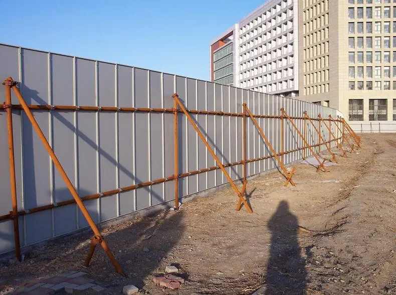 Benefits to Install Portable Fence for Construction Site