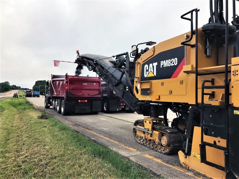 Cat intros PM820, PM822, PM825 cold planers with grade control integration