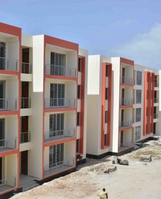 घाना 100,000 किफायती आवास परियोजना का निर्माण शुरू करने के लिए