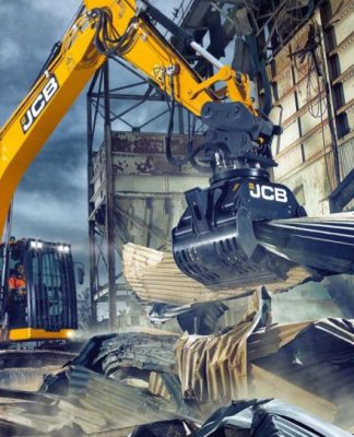 JCB unveils the 220X, says new X-Series takes excavators to “totally new level”