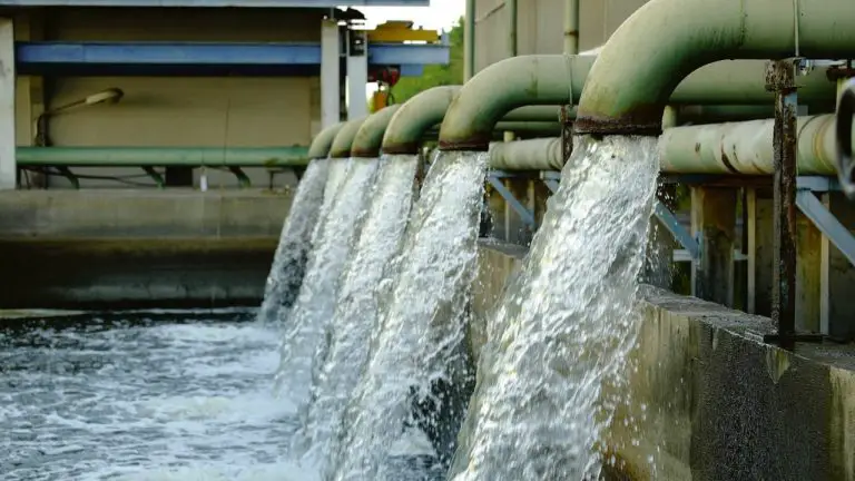 Нигерия построит две лаборатории для тестирования воды