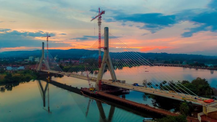 Мост через Новый Нил в Уганде сдан в эксплуатацию