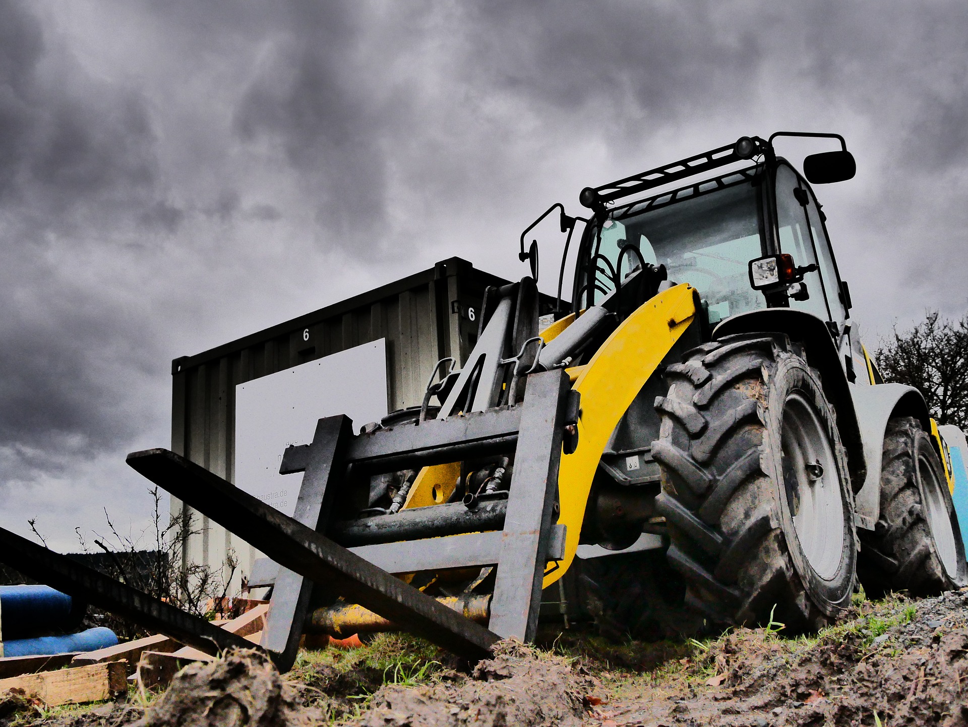 How to choose the right forklift for a construction job