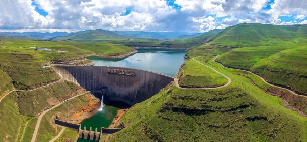 Fase 2 van Lesotho Hooglandse Waterprojek om te begin