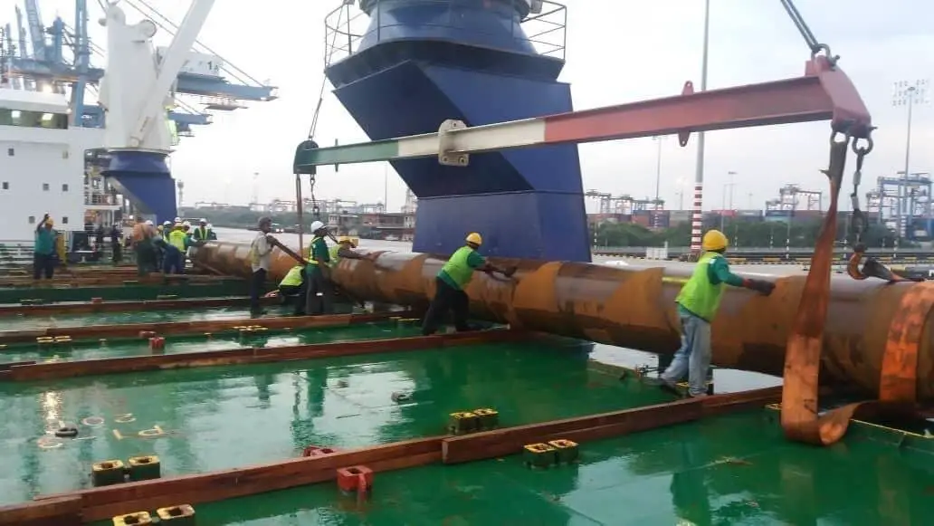 Production process of large diameter straight seam welded pipe