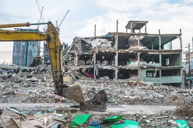 Choosing the right commercial demolition services
