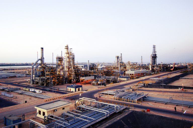 Aggiornamenti del progetto di espansione della raffineria di petrolio del Medio Oriente (MIDOR) in Egitto