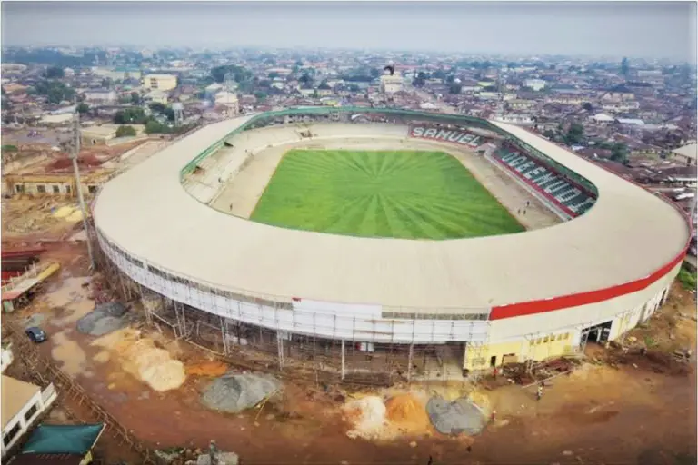 Rekonstruktion des Ogbemudia-Stadions in Nigeria im fortgeschrittenen Stadium
