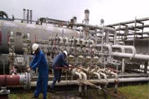 Uganda baut erste Erdölraffinerie