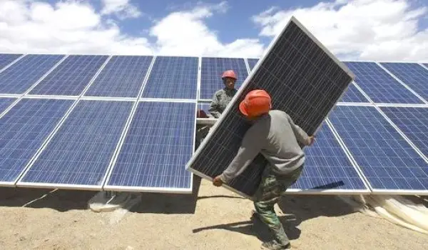 Ägypten vergibt Beratungsauftrag für Solarkraftwerk 50MW in Zafarana