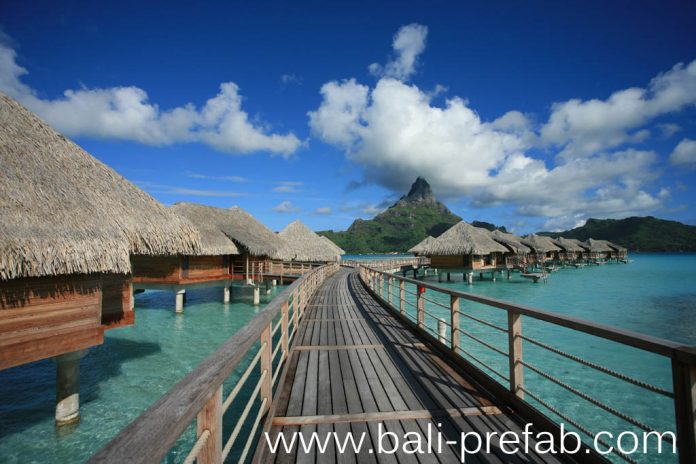 Bali Prefab: Shippers of quality timber tropical buildings all over the world