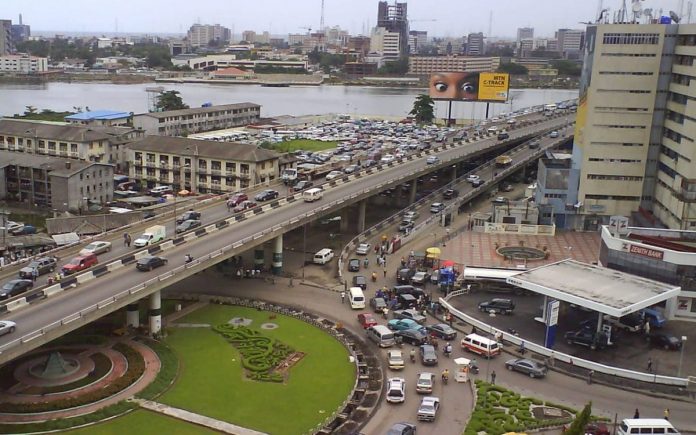 Le Nigérian rouvre Apongbon Bridge