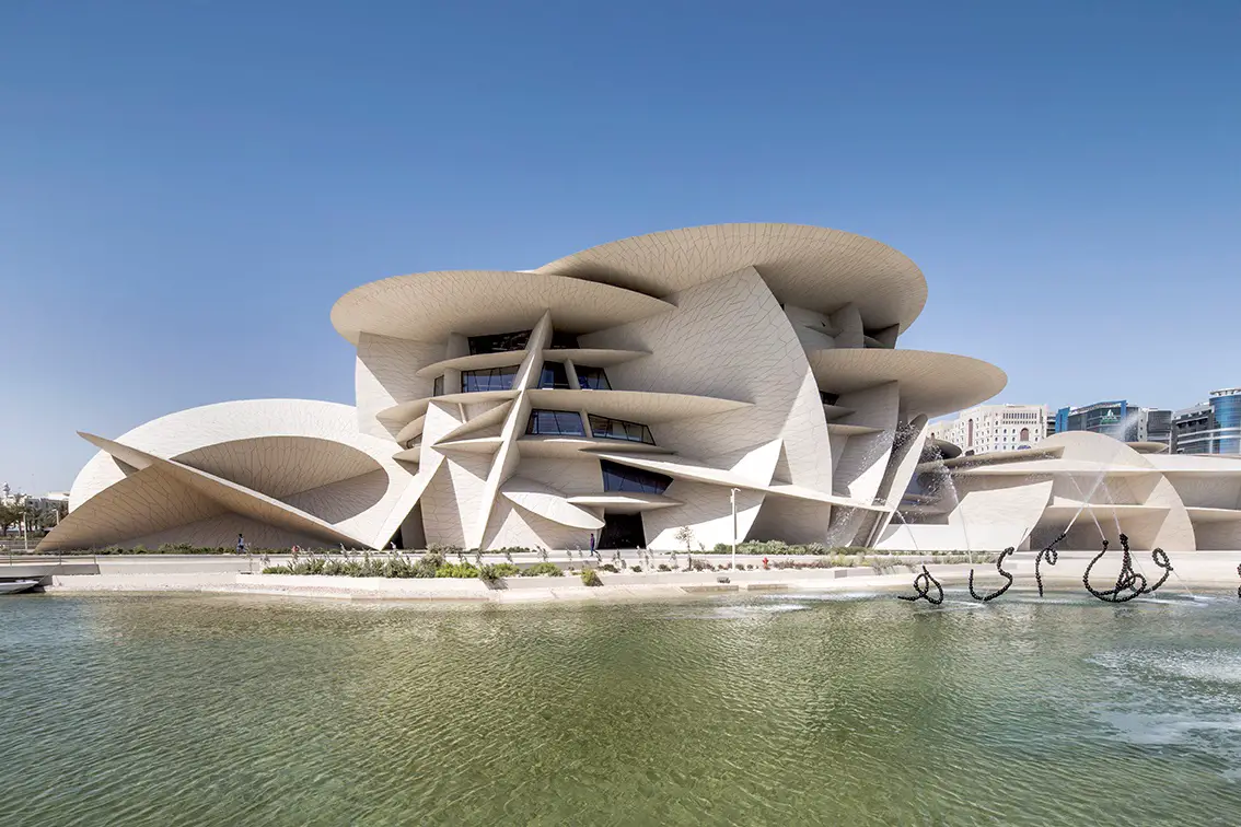 Das Nationalmuseum in Katar: Ein allumfassendes organisches Kunstwerk